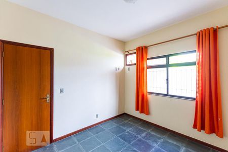 Quarto 1 de casa de condomínio à venda com 2 quartos, 171m² em Itaipu, Niterói