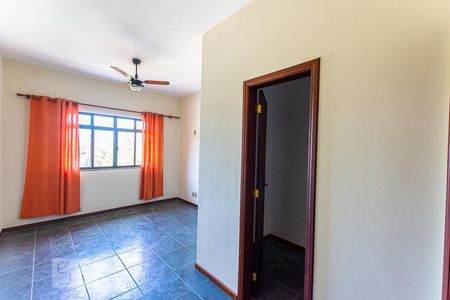 Suite de casa de condomínio à venda com 2 quartos, 171m² em Itaipu, Niterói
