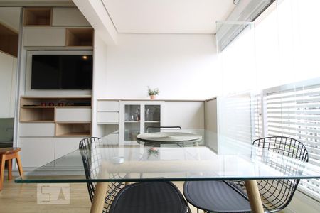 Mesa de apartamento para alugar com 1 quarto, 36m² em Brooklin Paulista, São Paulo