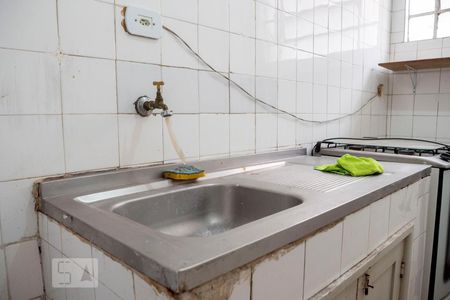 Cozinha de kitnet/studio à venda com 1 quarto, 42m² em Liberdade, São Paulo