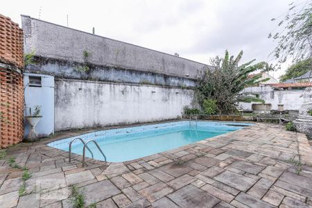 Casa para alugar com 750m², 4 quartos e 5 vagas Casa para alugar com 750m², 4 quartos e 5 vagasPiscina