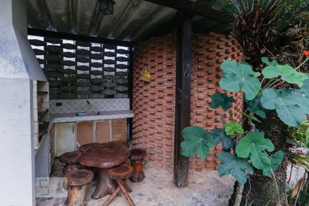 Casa para alugar com 750m², 4 quartos e 5 vagas Casa para alugar com 750m², 4 quartos e 5 vagasChurrasqueira