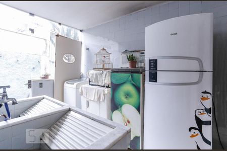 Casa para alugar com 750m², 4 quartos e 5 vagas Casa para alugar com 750m², 4 quartos e 5 vagasÁrea de Serviço