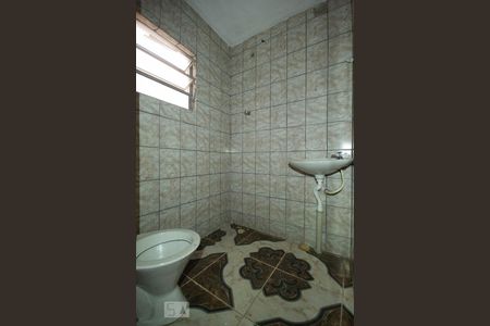 Banheiro de casa para alugar com 1 quarto, 45m² em Novo Osasco, Osasco