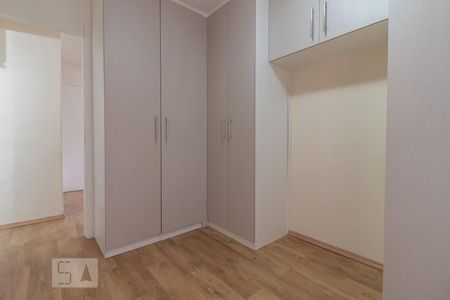 Quarto 2 de apartamento para alugar com 2 quartos, 38m² em Vila Curuçá, São Paulo