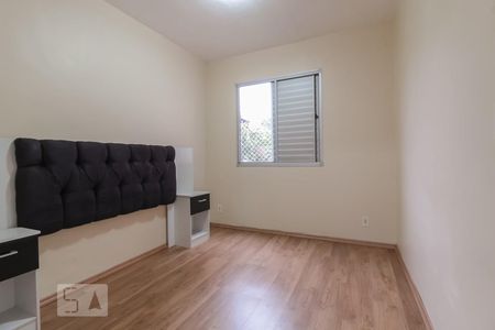 Quarto 1 de apartamento para alugar com 2 quartos, 38m² em Vila Curuçá, São Paulo