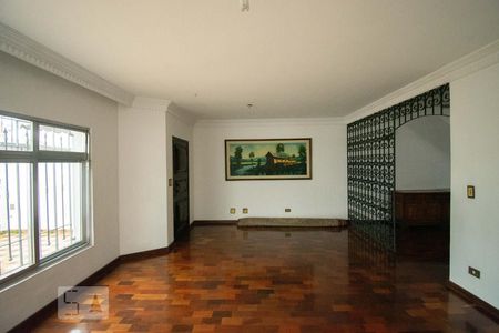 Sala de Estar de casa à venda com 4 quartos, 120m² em Vila Friburgo, São Paulo
