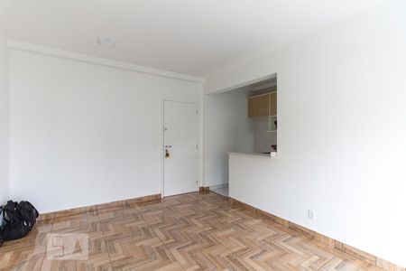 Sala de apartamento para alugar com 2 quartos, 54m² em Paraíso, São Paulo