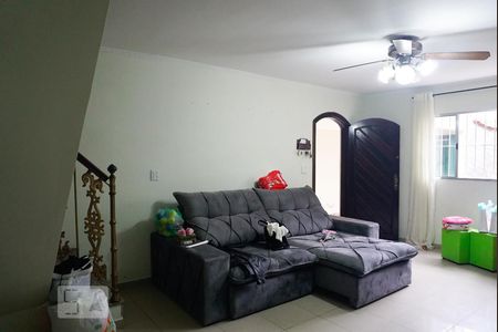 Sala de casa à venda com 3 quartos, 115m² em Vila São Geraldo, São Paulo