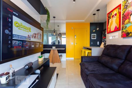 Sala de apartamento à venda com 2 quartos, 60m² em Centro, Osasco