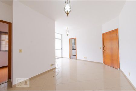 Sala de apartamento para alugar com 3 quartos, 90m² em Prado, Belo Horizonte