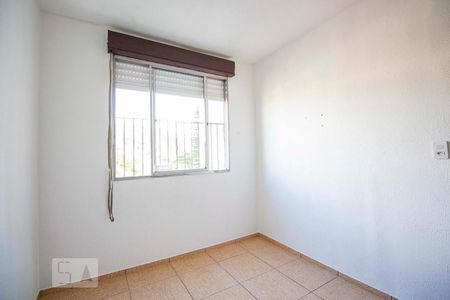 Quarto 2 de apartamento para alugar com 2 quartos, 48m² em Jardim Itu, Porto Alegre