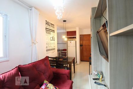 Sala de apartamento para alugar com 2 quartos, 48m² em Vila Guaraciaba, Santo André