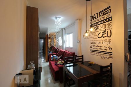 Sala de apartamento para alugar com 2 quartos, 48m² em Vila Guaraciaba, Santo André