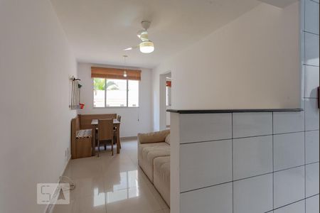 Sala de apartamento para alugar com 2 quartos, 47m² em Loteamento Parque São Martinho, Campinas