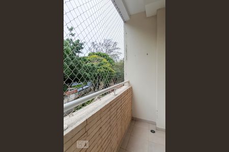 Varanda da sala de apartamento para alugar com 2 quartos, 58m² em Vila Nossa Senhora da Escada, Barueri