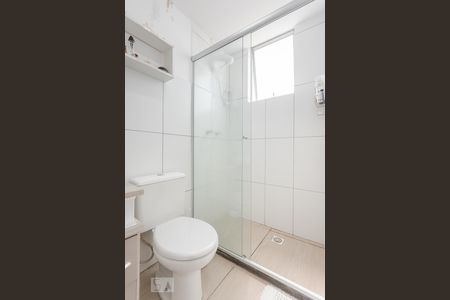 Banheiro da Suíte de apartamento à venda com 2 quartos, 55m² em Sarandi, Porto Alegre