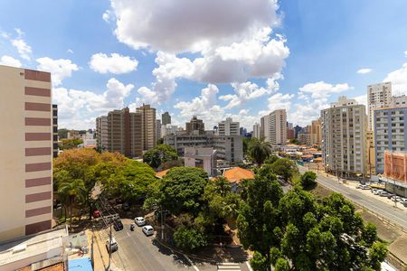 Vista do quarto de apartamento para alugar com 1 quarto, 50m² em Vila Itapura, Campinas