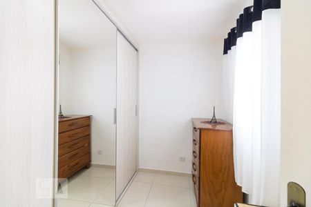 Dormitório de apartamento à venda com 2 quartos, 105m² em Vila Alzira, Santo André