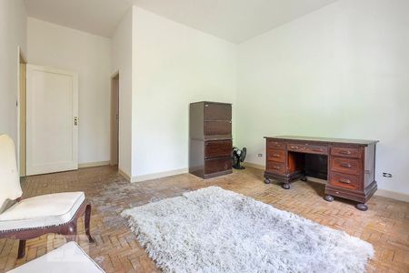 Quarto 1 de casa para alugar com 4 quartos, 300m² em Vila Madalena, São Paulo