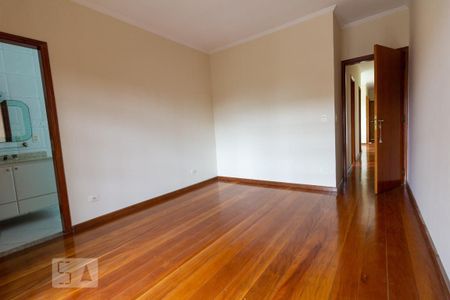 Quarto Suíte 1 de casa à venda com 4 quartos, 250m² em Jardim Peri Peri, São Paulo