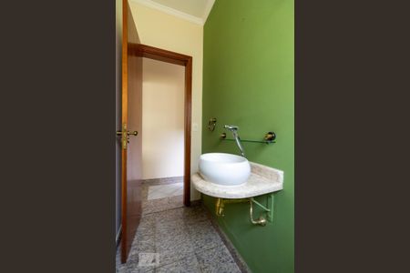 Lavabo de casa à venda com 4 quartos, 250m² em Jardim Peri Peri, São Paulo