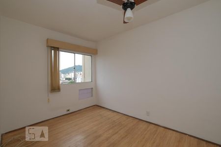 Quarto 2 de apartamento para alugar com 2 quartos, 70m² em Vila Isabel, Rio de Janeiro