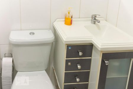 Banheiro social de apartamento à venda com 3 quartos, 82m² em Santana, São Paulo