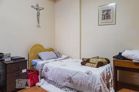 Casa à venda com 200m², 3 quartos e 2 vagas Casa à venda com 200m², 3 quartos e 2 vagasDormitório 1