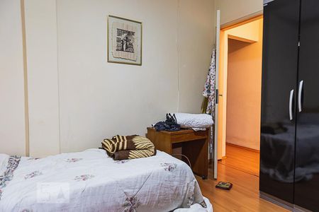 Casa à venda com 200m², 3 quartos e 2 vagas Casa à venda com 200m², 3 quartos e 2 vagasDormitório 1