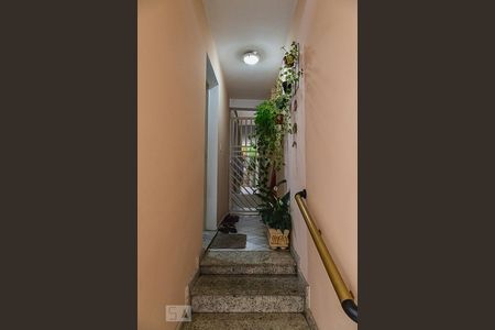 Casa à venda com 200m², 3 quartos e 2 vagas Casa à venda com 200m², 3 quartos e 2 vagasEntrada da Sala