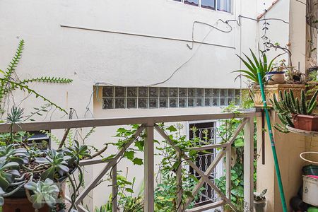 Casa à venda com 200m², 3 quartos e 2 vagas Casa à venda com 200m², 3 quartos e 2 vagasVaranda do Dormitório 2