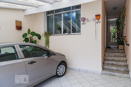 Casa à venda com 200m², 3 quartos e 2 vagas Casa à venda com 200m², 3 quartos e 2 vagasGaragem
