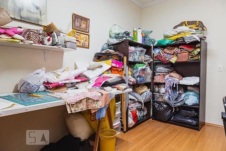 Casa à venda com 200m², 3 quartos e 2 vagas Casa à venda com 200m², 3 quartos e 2 vagasDormitório 2