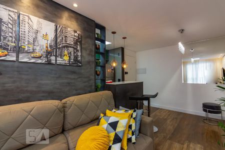 Sala de apartamento à venda com 2 quartos, 48m² em Padroeira, Osasco