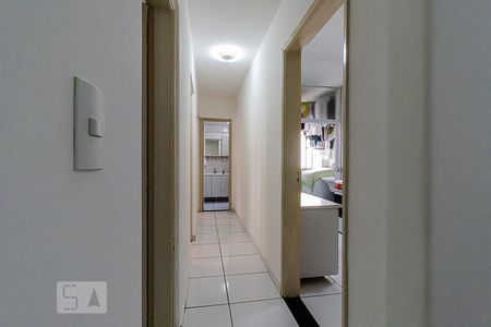 Corredor de apartamento para alugar com 3 quartos, 64m² em Vila Moraes, São Paulo