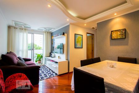 Sala de apartamento para alugar com 2 quartos, 58m² em Vila Valparaíso, Santo André