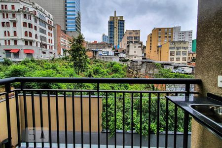 Detalhe Guarda Corpo Varanda de kitnet/studio para alugar com 1 quarto, 27m² em Sé, São Paulo