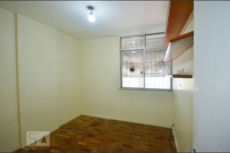 Quarto 2 de apartamento para alugar com 3 quartos, 140m² em Icaraí, Niterói