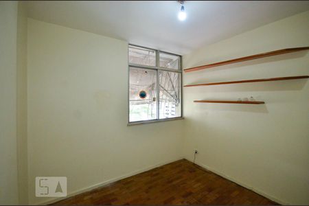 Quarto 2 de apartamento para alugar com 3 quartos, 140m² em Icaraí, Niterói