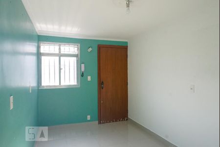 Sala de apartamento para alugar com 3 quartos, 74m² em Conjunto Habitacional Padre Manoel de Paiva, São Paulo