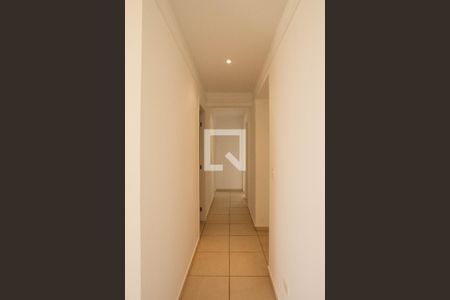 Corredor de apartamento à venda com 3 quartos, 95m² em Jardim Zaira, Guarulhos