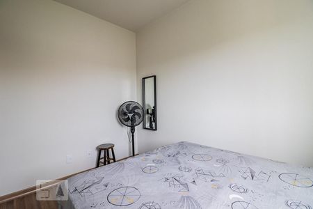 Dormitório2 de apartamento à venda com 2 quartos, 47m² em Aberta dos Morros, Porto Alegre