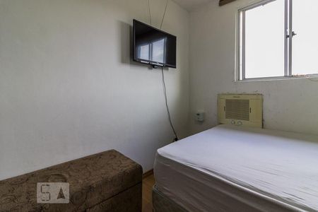 Dormitório2 de apartamento para alugar com 2 quartos, 39m² em Aberta dos Morros, Porto Alegre