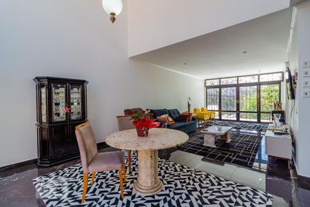 Sala de casa para alugar com 4 quartos, 380m² em Menino Deus, Porto Alegre