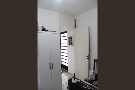 Quarto 1 de apartamento para alugar com 2 quartos, 50m² em Jardim Santa Terezinha (zona Leste), São Paulo