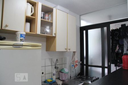 Cozinha de apartamento para alugar com 2 quartos, 50m² em Jardim Santa Terezinha (zona Leste), São Paulo