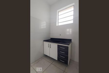 Cozinha de kitnet/studio à venda com 1 quarto, 27m² em Cidade Baixa, Porto Alegre