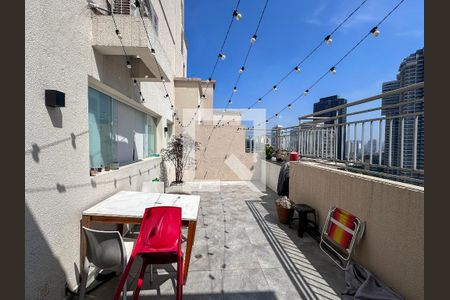 Sacada de apartamento à venda com 2 quartos, 96m² em Santo Amaro, São Paulo