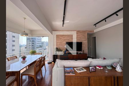 Sala de apartamento à venda com 2 quartos, 96m² em Santo Amaro, São Paulo